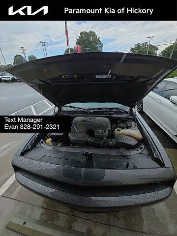 2022 Dodge Challenger SXT