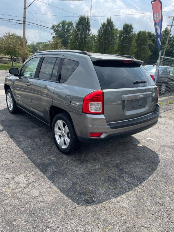 2011 Jeep Compass Sport