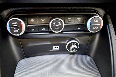 2019 Alfa Romeo Stelvio Ti Sport