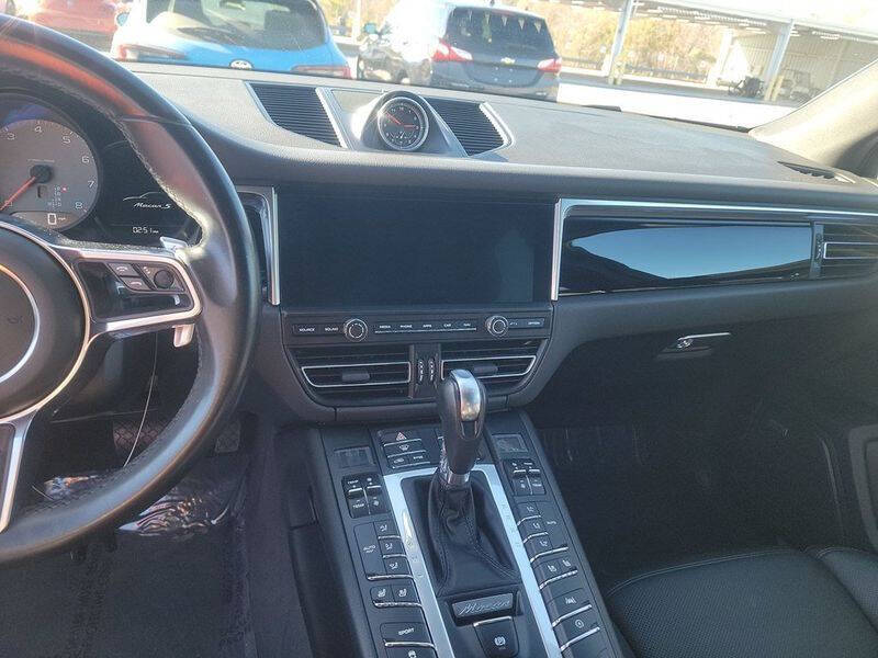 2019 Porsche Macan S