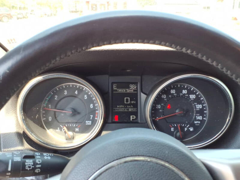 2012 Jeep Grand Cherokee Laredo