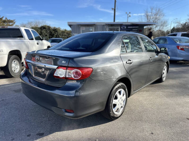 2011 Toyota Corolla LE