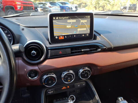 2017 Mazda MX-5 Miata RF Launch Edition SV