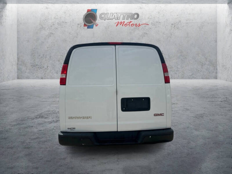 2023 GMC Savana 2500