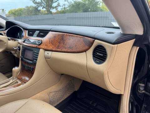 2006 Mercedes-Benz CLS CLS 500