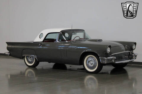 1957 Ford Thunderbird