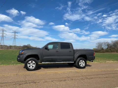 2006 Toyota Tacoma for sale at Tennessee Valley Wholesale Autos LLC in Huntsville AL