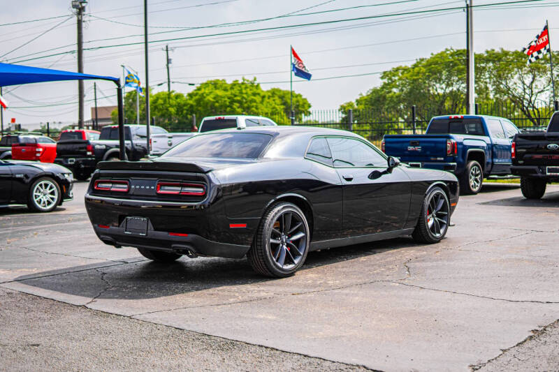 2022 Dodge Challenger GT