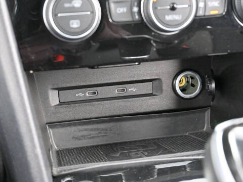 2024 Volkswagen Taos SE 4Motion