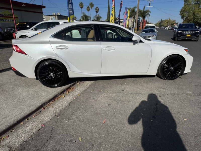 2016 Lexus IS 300