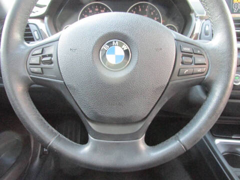 2015 BMW 3 Series 320i