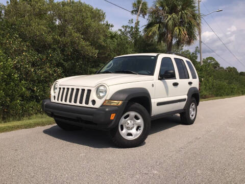 2007 Jeep Liberty for sale at VICTORY LANE AUTO SALES in Port Richey FL