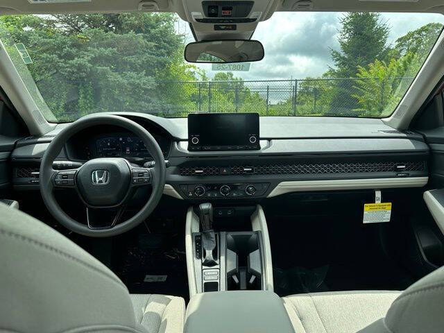 2025 Honda Accord SE