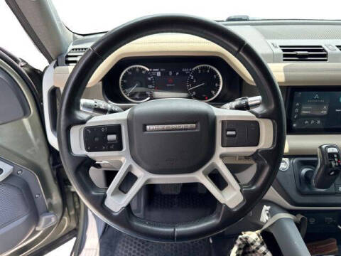 2022 Land Rover Defender 110 SE