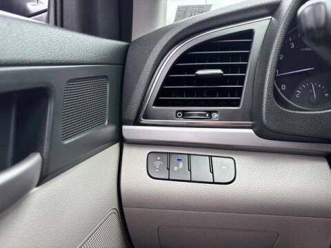 2018 Hyundai Elantra