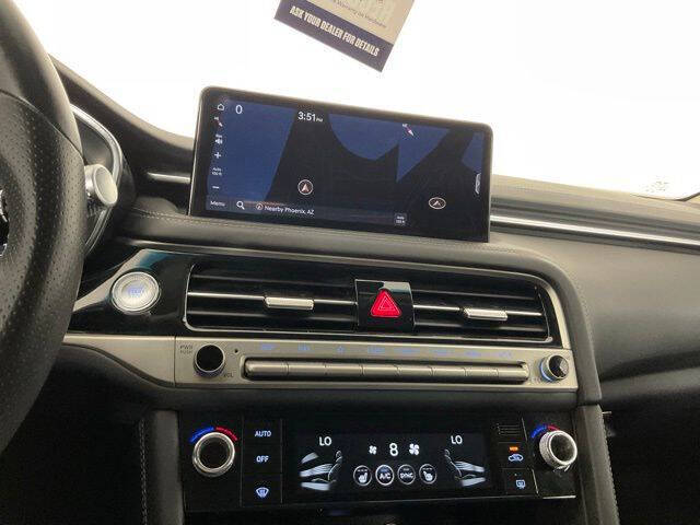2025 Genesis G70