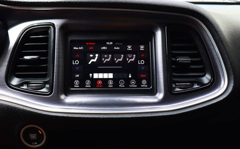 2018 Dodge Challenger SXT