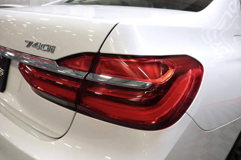 2016 BMW 7 Series 740i