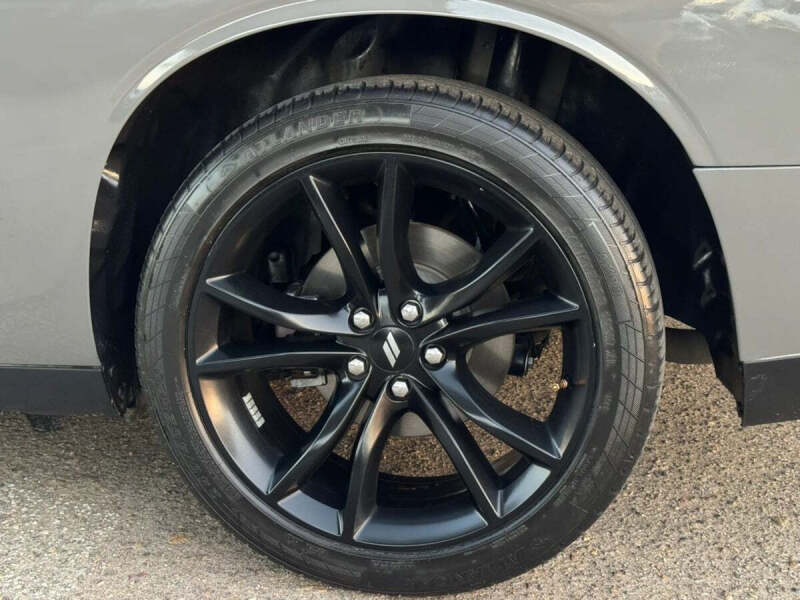 2017 Dodge Challenger SXT