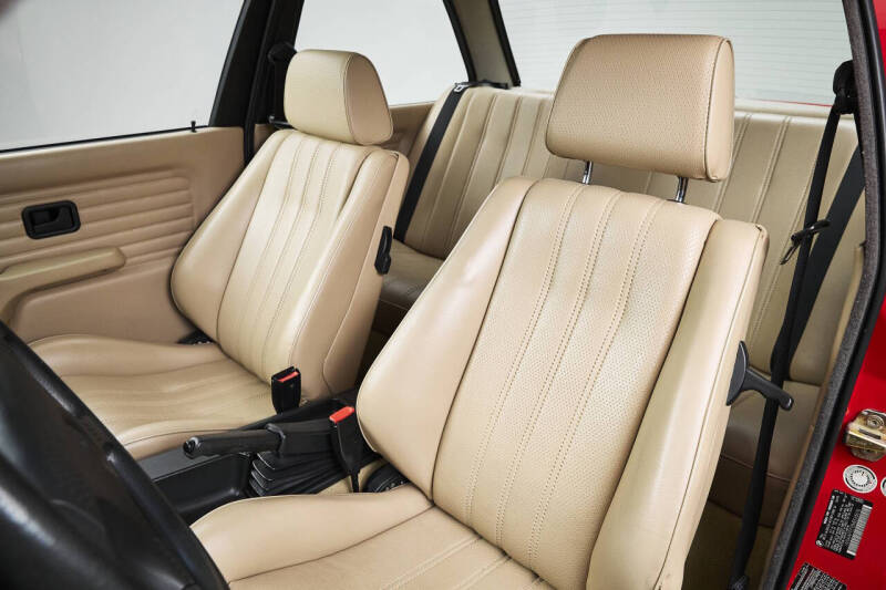 1991 BMW 3 Series 318is