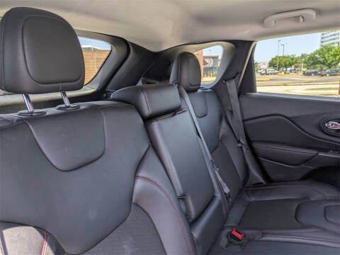 2022 Jeep Cherokee Trailhawk