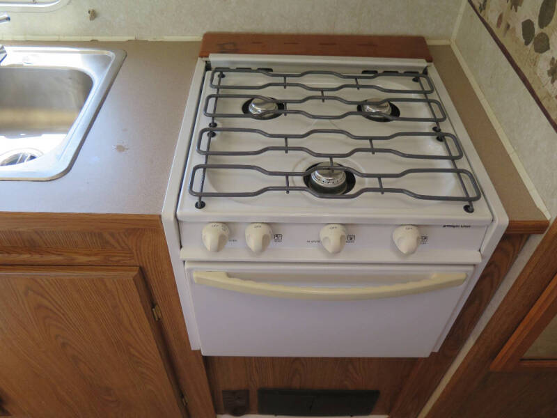 2003 Fleetwood RV Wilderness 240BH