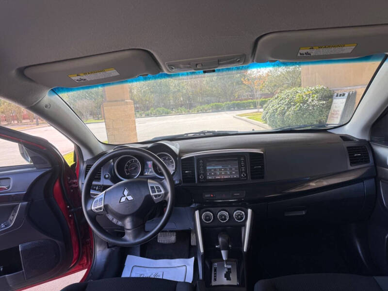 2017 Mitsubishi Lancer LE
