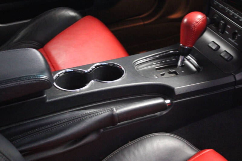 2005 Ford Thunderbird Deluxe