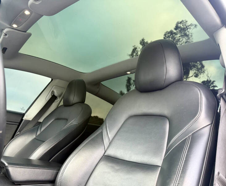 2020 Tesla Model 3 Standard Range Plus