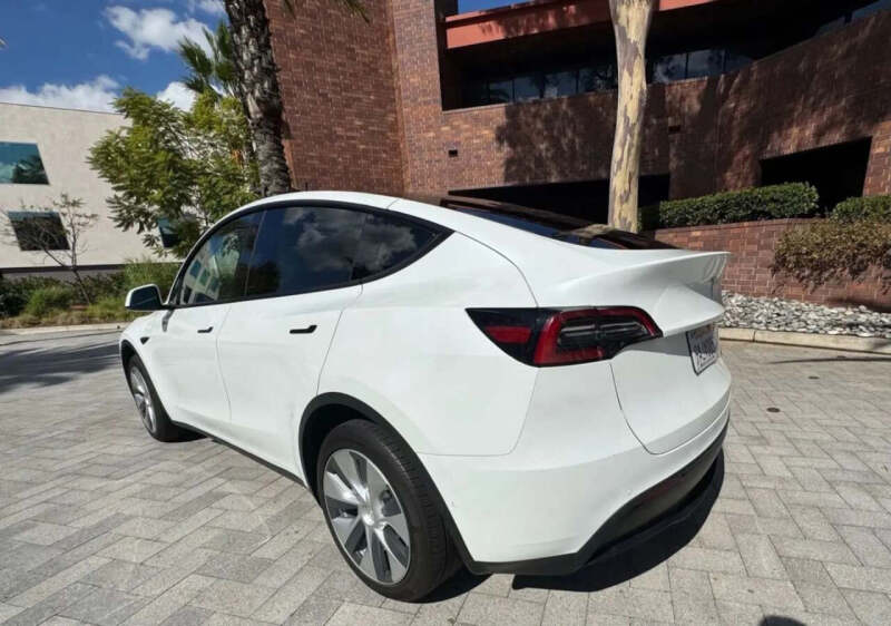 2022 Tesla Model Y Long Range