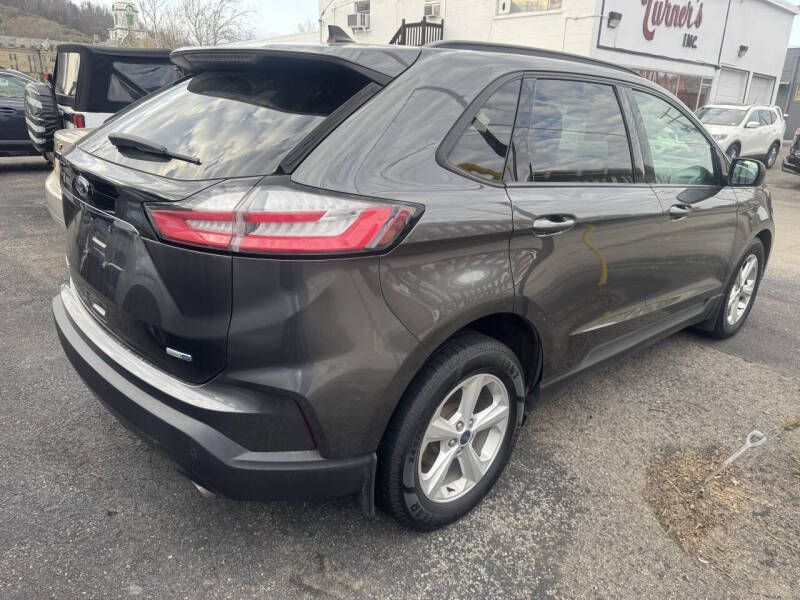 2020 Ford Edge SE