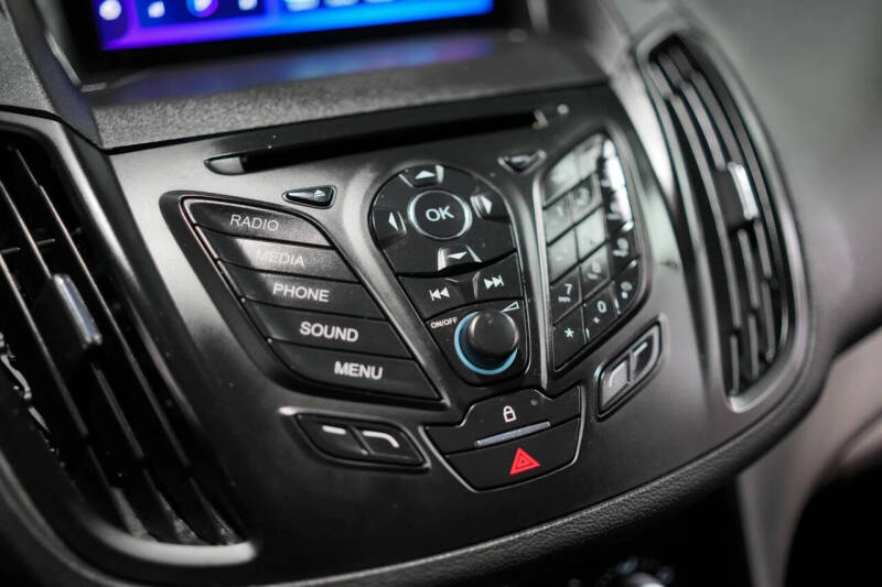 2015 Ford Escape S