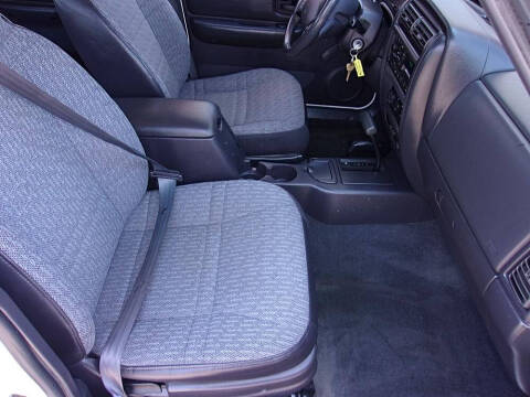 2000 Jeep Cherokee SE