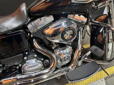 2014 Harley-Davidson FLD - Dyna Switchback