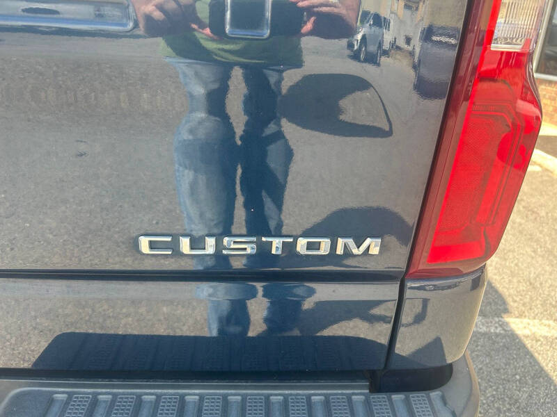 2020 Chevrolet Silverado 1500 Custom
