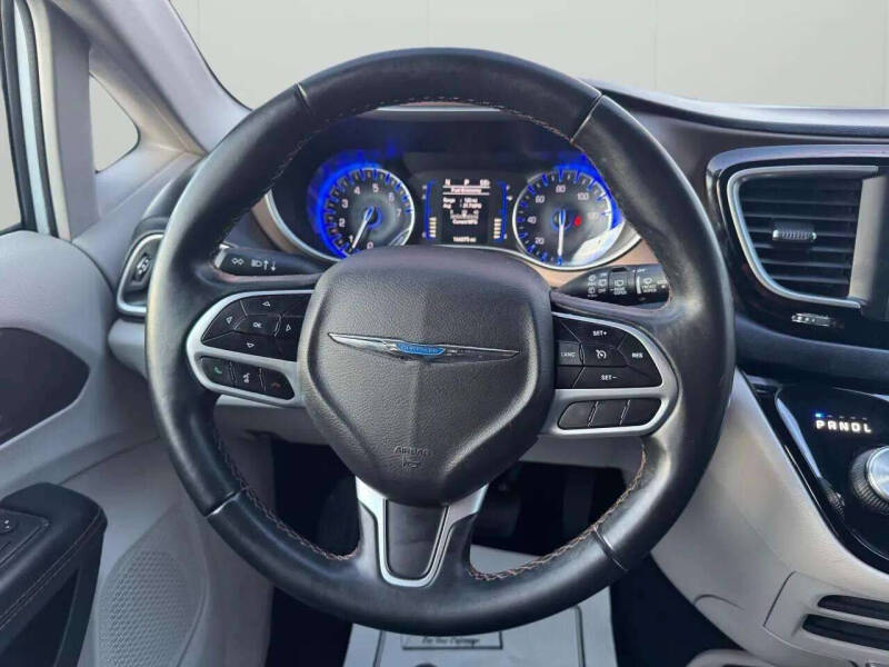 2018 Chrysler Pacifica Touring L