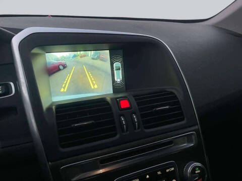 2016 Volvo XC60 T5 Drive-E Premier