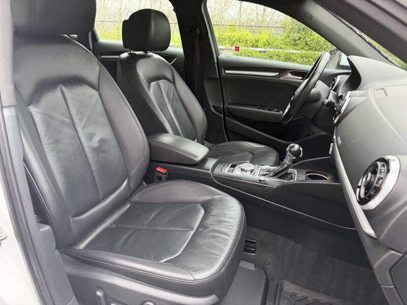 2016 Audi A3 Sportback e-tron 1.4T Premium