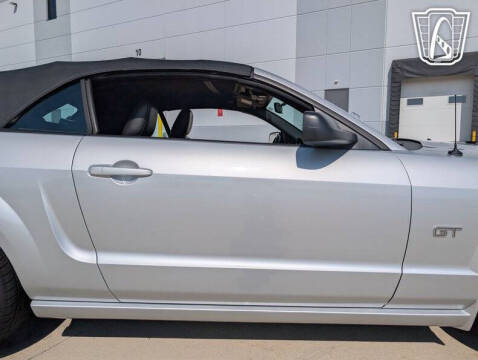 2005 Ford Mustang