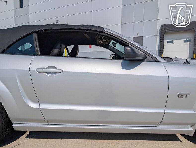 2005 Ford Mustang