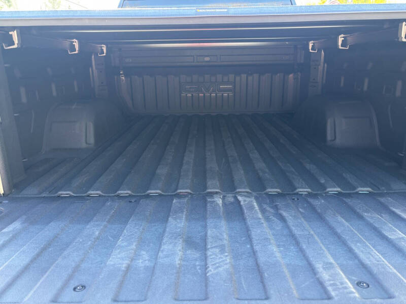 2024 GMC Sierra 1500 SLE