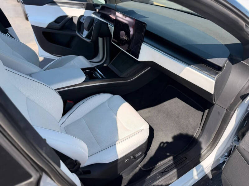 2022 Tesla Model X Plaid