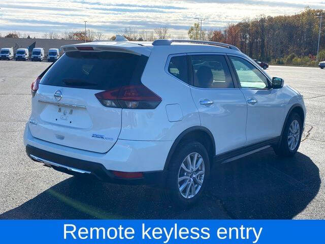 2020 Nissan Rogue SV