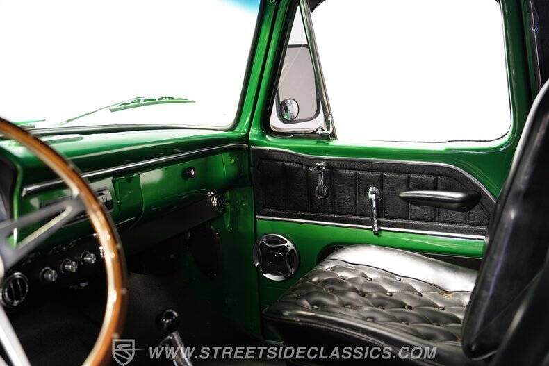 1965 Ford F-100
