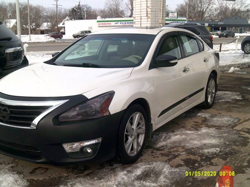 2014 Nissan Altima for sale at DONNIE ROCKET USED CARS in Detroit MI