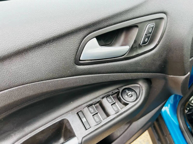 2013 Ford C-MAX Hybrid SEL