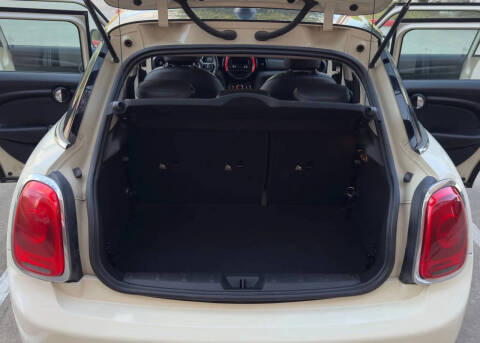 2016 MINI Hardtop 4 Door Cooper