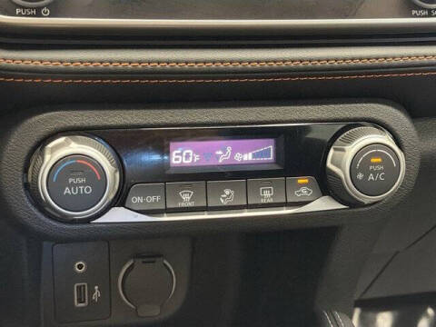 2019 Nissan Kicks SR