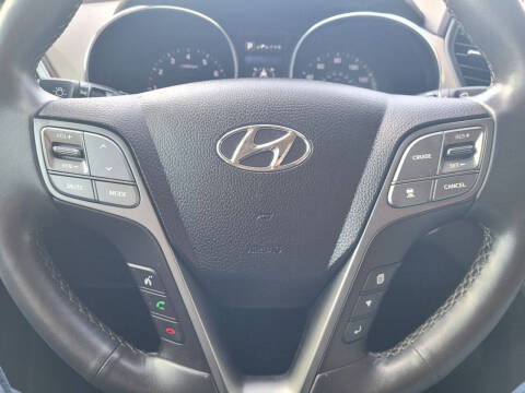 2017 Hyundai Santa Fe Limited Ultimate