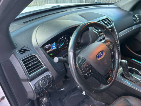 2016 Ford Explorer Sport